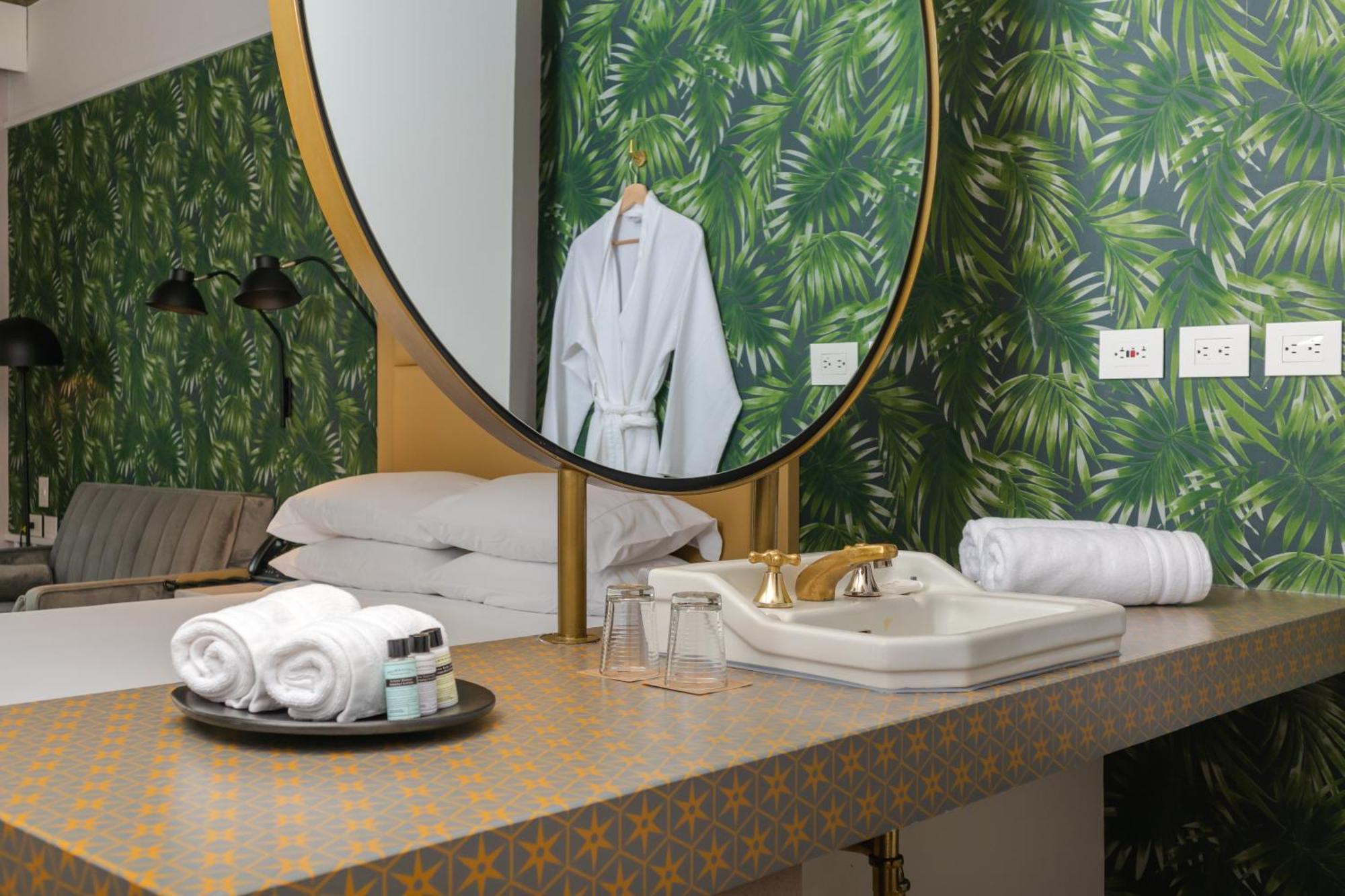 Faranda Collection Barranquilla, A Member Of Radisson Individuals Hotel บาร์รังกีญา ภายนอก รูปภาพ Bathroom