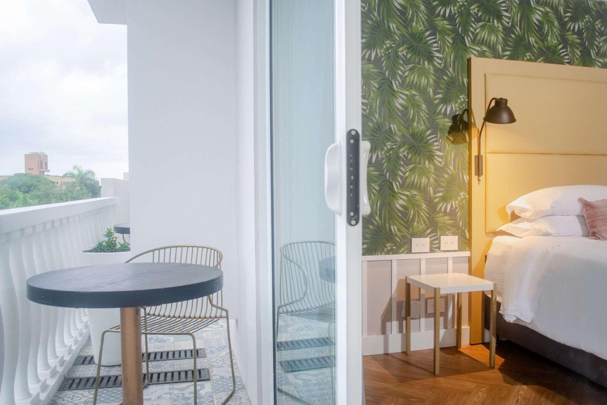 Faranda Collection Barranquilla, A Member Of Radisson Individuals Hotel บาร์รังกีญา ภายนอก รูปภาพ A room at the hotel