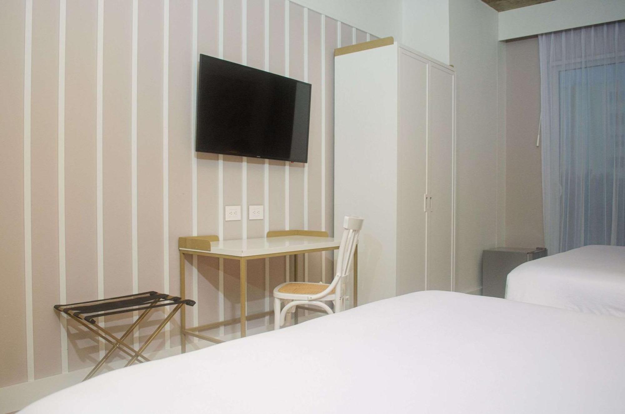 Faranda Collection Barranquilla, A Member Of Radisson Individuals Hotel บาร์รังกีญา ภายนอก รูปภาพ A room at the hotel