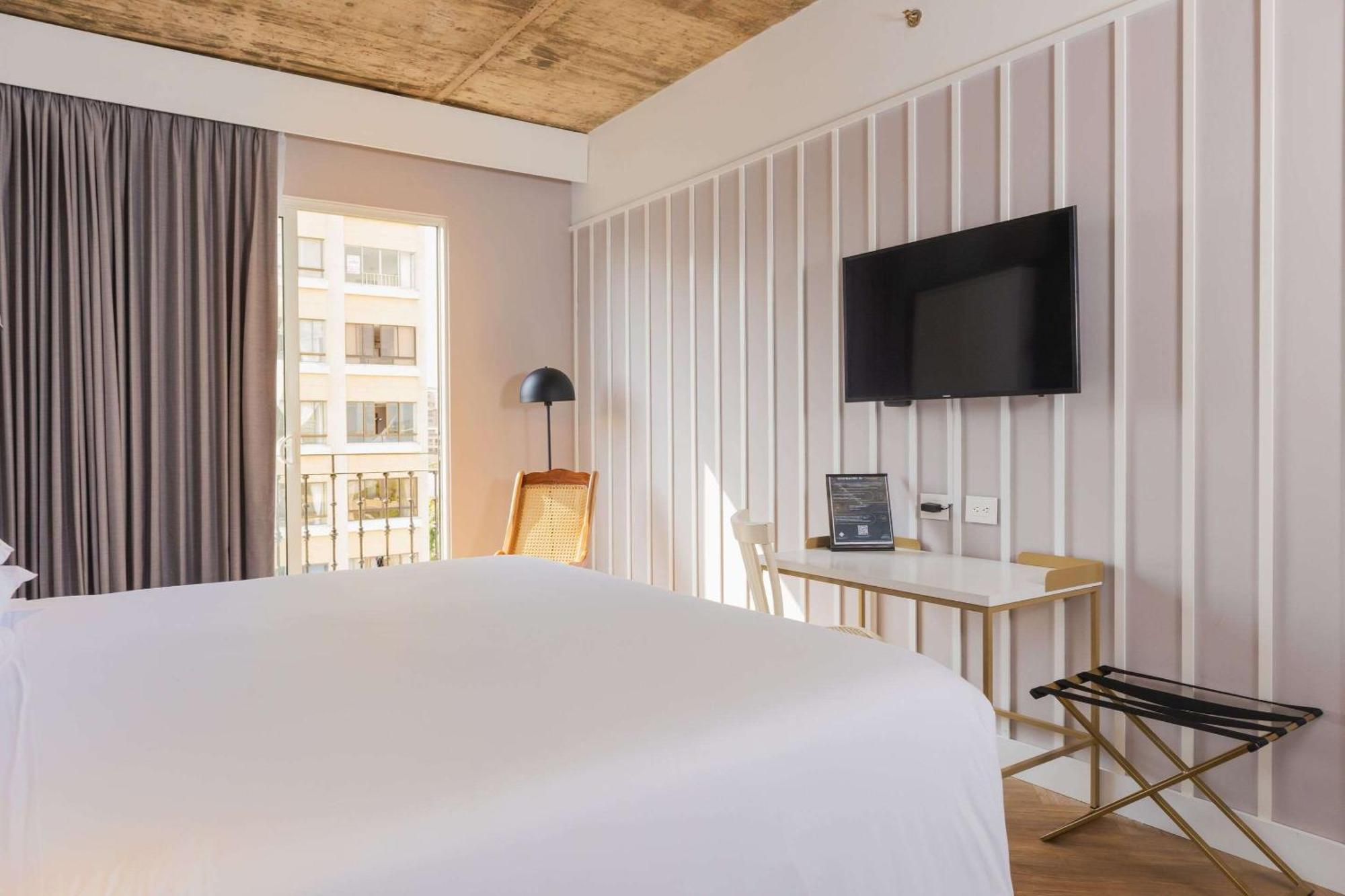 Faranda Collection Barranquilla, A Member Of Radisson Individuals Hotel บาร์รังกีญา ภายนอก รูปภาพ A room at the hotel